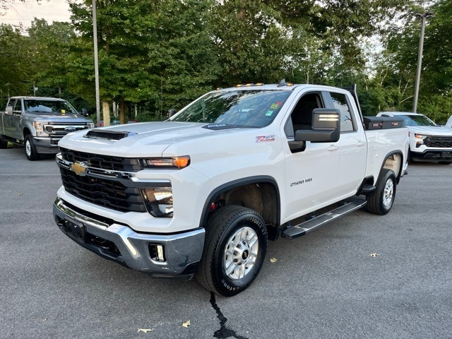 Used 2024 Chevrolet Silverado 2500HD LT with VIN 1GC5YNE78RF108264 for sale in Mystic, CT