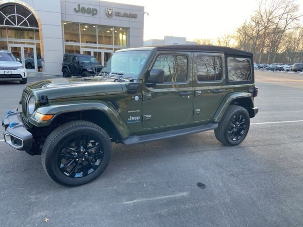Used 2023 Jeep Wrangler 4xe Sahara SUV