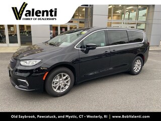 2026 Chrysler Pacifica Select Passenger Van