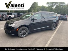 2025 Chrysler Pacifica Select Passenger Van