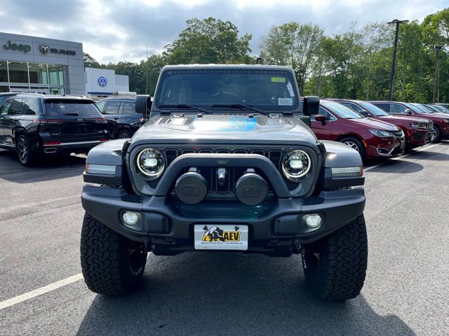 2023 Jeep Wrangler 4xe Rubicon Anniversary Edition Sport photo 4