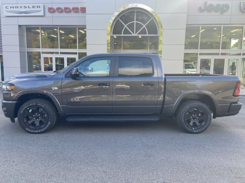 New 2026 Ram 1500 Big Horn Crew Cab 5'7" 4x4 Pickup