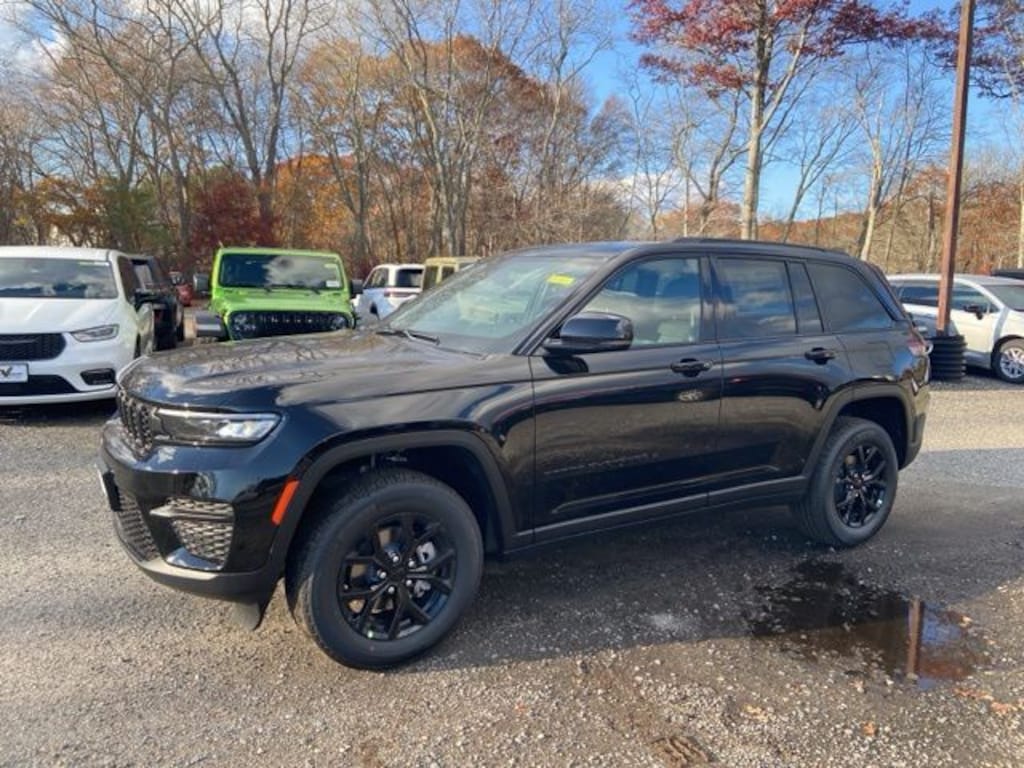 New 2025 Jeep Grand Cherokee Altitude X Sport Utility
