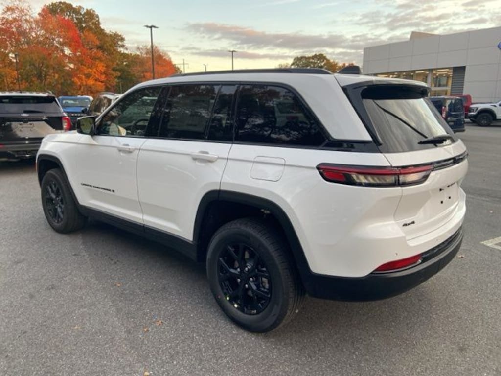 New 2025 Jeep Grand Cherokee Altitude X Sport Utility