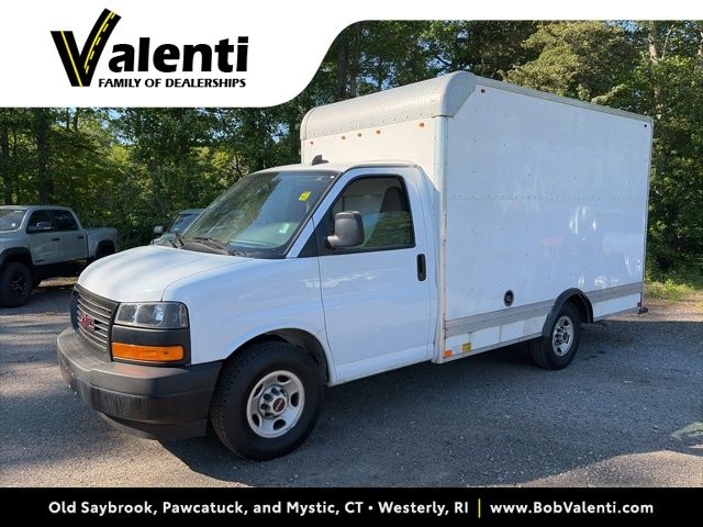 2019 GMC Savana 3500 139" WB's photo