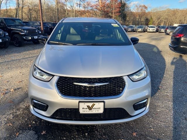 2026 Chrysler Pacifica Select - Photo 7