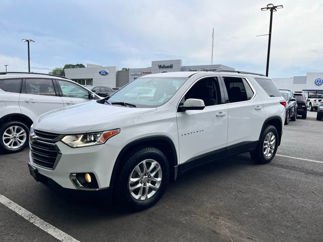 2019 Chevrolet Traverse Cloth 1LT photo 2