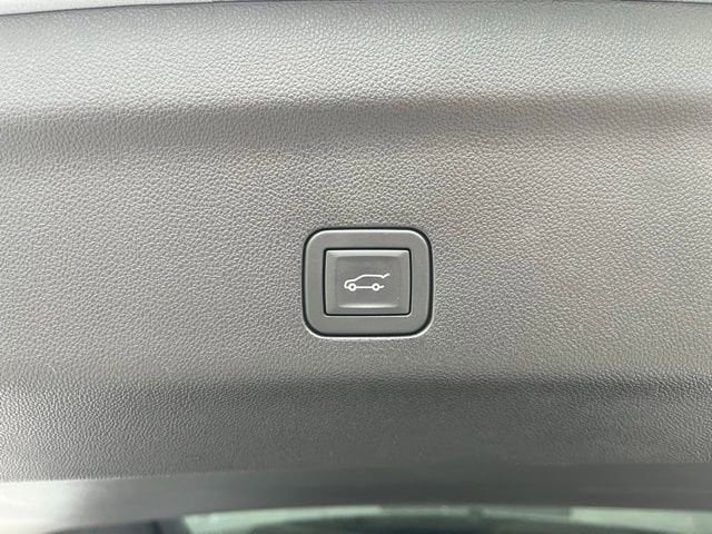 2025 Chevrolet Tahoe High Country - Photo 10
