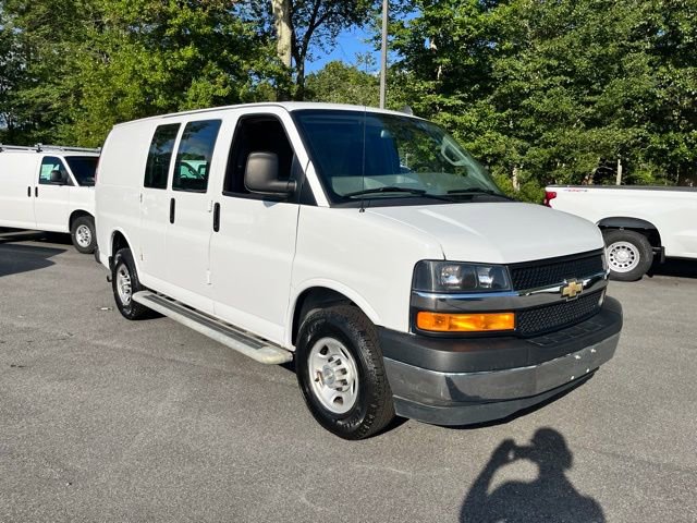 2022 Chevrolet Express 2500 Work Cargo Van photo 4