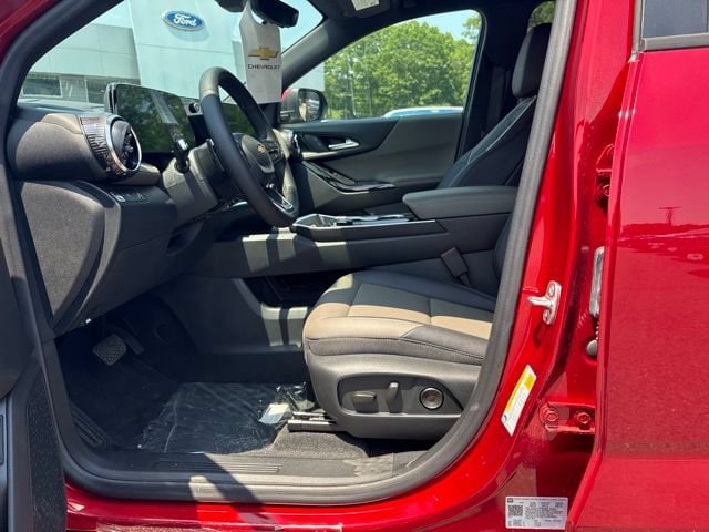 2026 Chevrolet Equinox LT - Photo 16