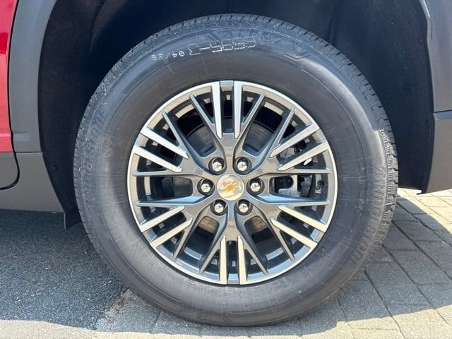 2026 Chevrolet Traverse LT - Photo 8