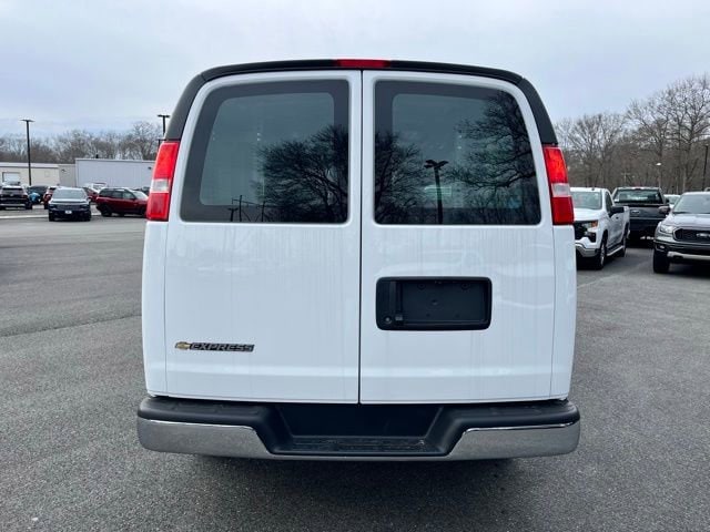 2026 Chevrolet Express Cargo Work Van - Photo 7