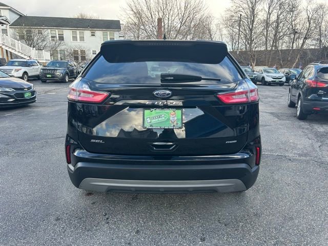 2021 Ford Edge SEL photo 4