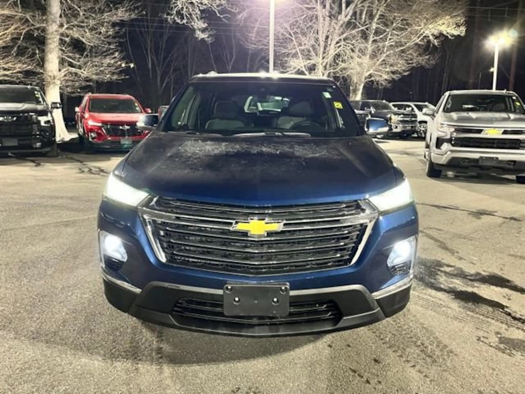 Used 2023 Chevrolet Traverse LT Cloth SUV
