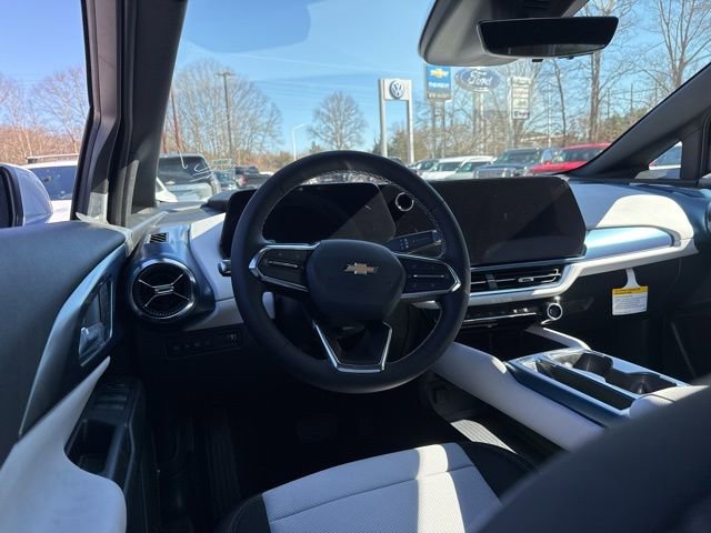 2026 Chevrolet Equinox EV 2LT - Photo 12
