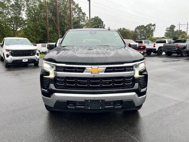 2022 Chevrolet Silverado 1500 LT photo 3