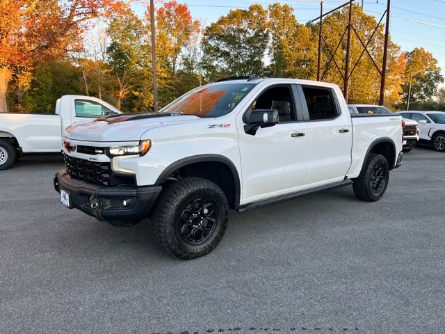 2024 Chevrolet Silverado 1500 ZR2 photo 2