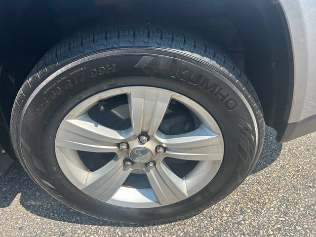 Used 2015 Jeep Compass Latitude with VIN 1C4NJDEB2FD177249 for sale in Stonington, CT