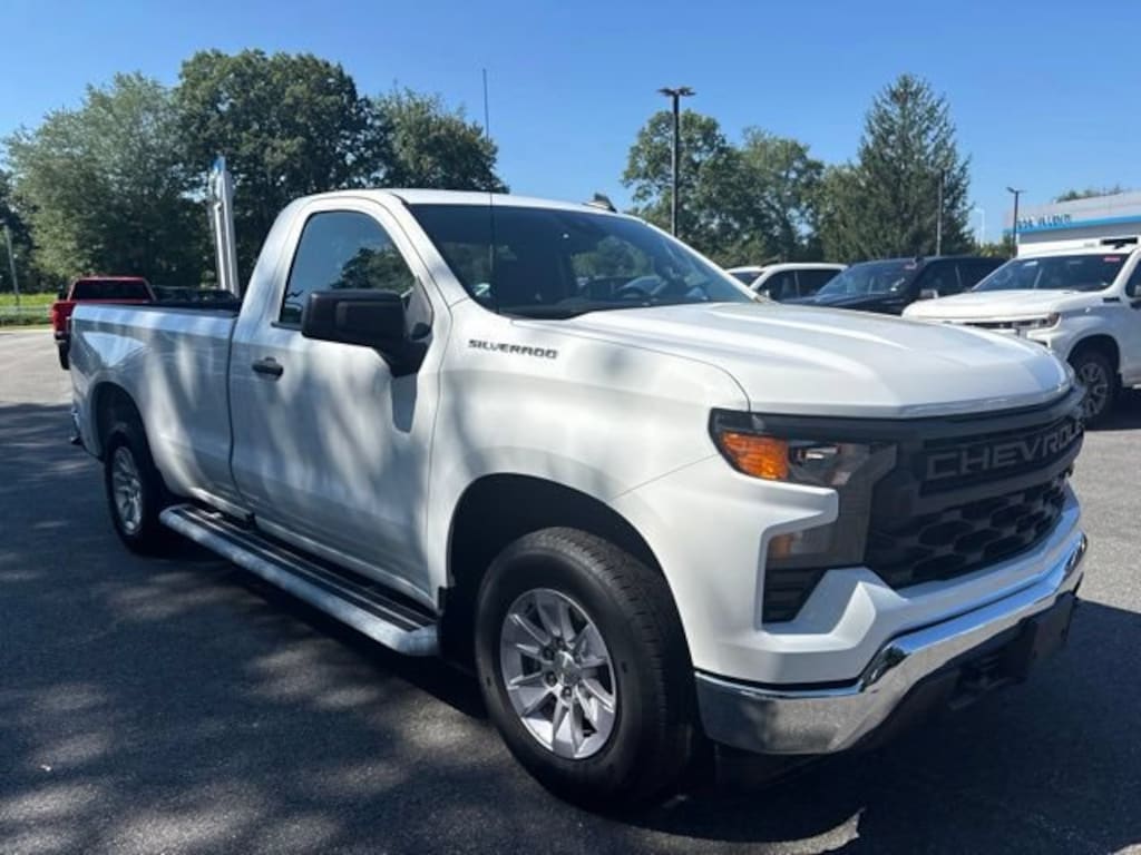 Used 2025 Chevrolet Silverado 1500 WT Truck Regular Cab