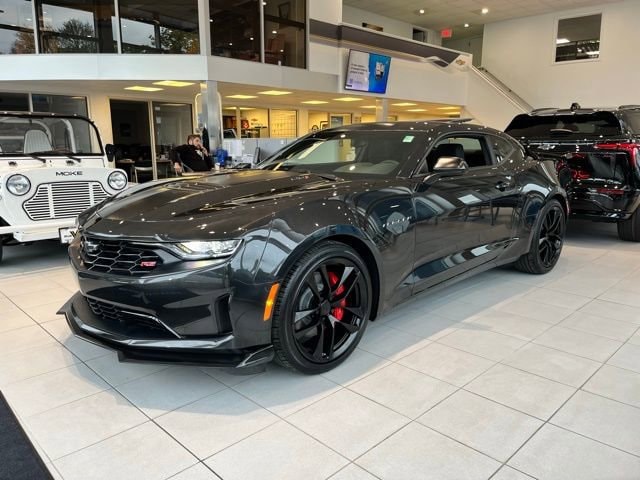 Used 2024 Chevrolet Camaro LT1 with VIN 1G1FE1R75R0100098 for sale in Mystic, CT