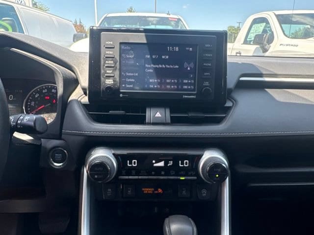 2022 Toyota RAV4 XLE - Photo 20