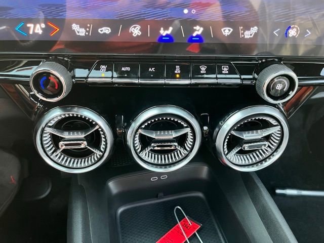 2024 Chevrolet Blazer EV LT - Photo 40
