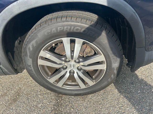 Used 2017 Honda Pilot EX-L with VIN 5FNYF6H59HB016442 for sale in Stonington, CT