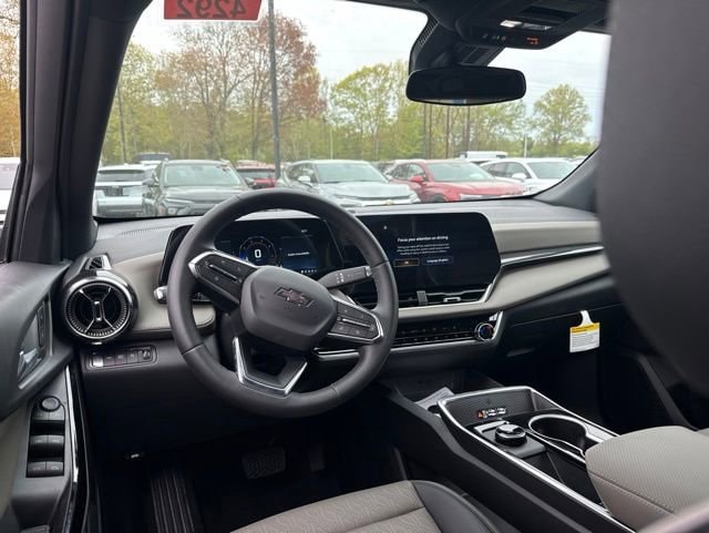 2026 Chevrolet Equinox LT - Photo 12