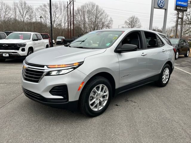 Used 2022 Chevrolet Equinox LS with VIN 3GNAXSEV2NS152305 for sale in Mystic, CT