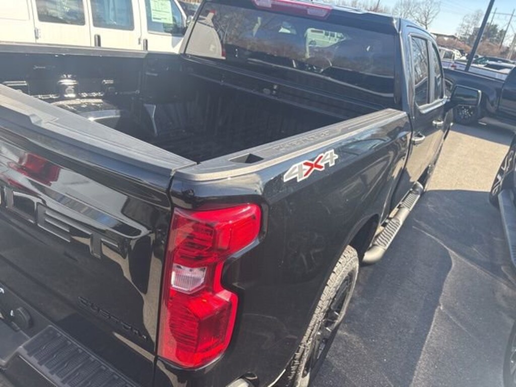 New 2026 Chevrolet Silverado 1500 Custom Truck