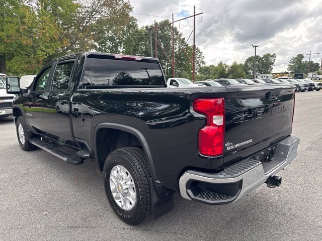 2022 Chevrolet Silverado 3500HD LT - Photo 7