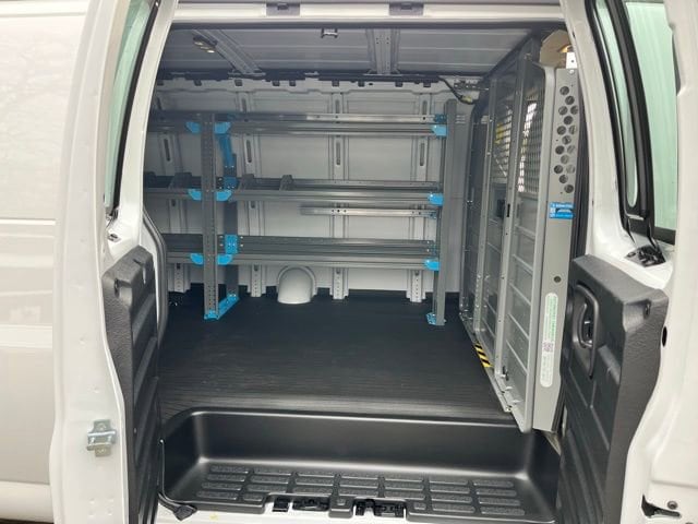 2026 Chevrolet Express Cargo Work Van - Photo 15