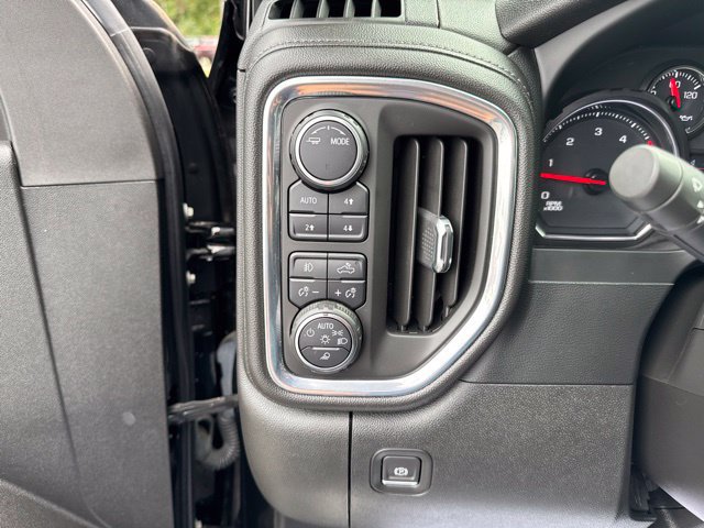 2022 Chevrolet Silverado 3500HD LT - Photo 16