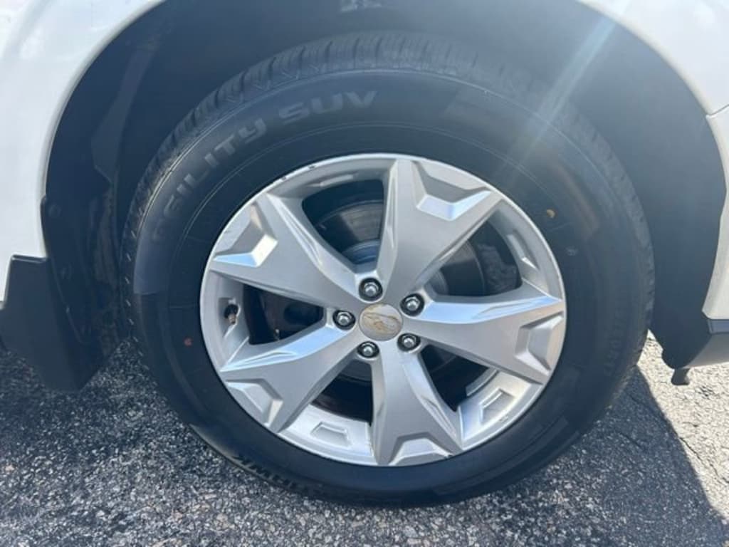Used 2015 Subaru Forester 2.5i Premium SUV