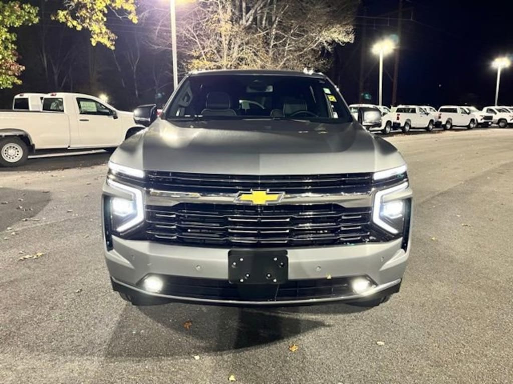 Used 2025 Chevrolet Suburban Premier SUV