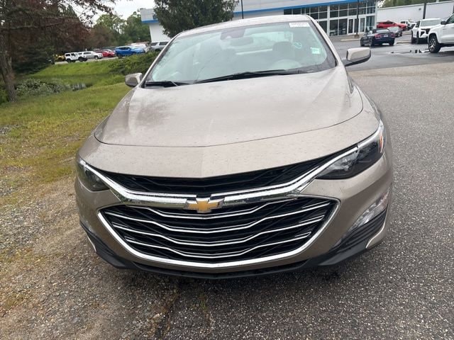 Used 2025 Chevrolet Malibu 1LT with VIN 1G1ZD5ST0SF149615 for sale in Mystic, CT