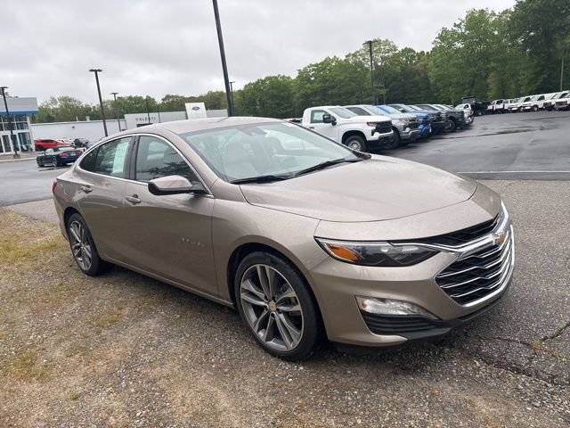 2025 Chevrolet Malibu 1LT photo 3
