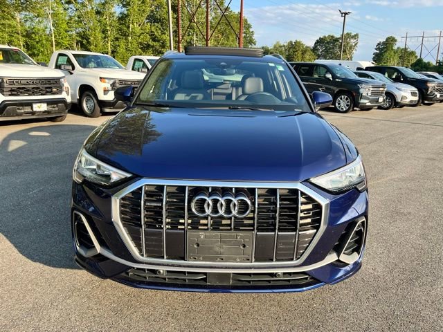 2022 Audi Q3 S line Premium photo 2