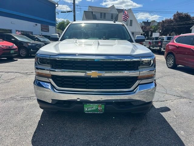 Used 2018 Chevrolet Silverado 1500 LT with VIN 3GCUKREC6JG156379 for sale in Mystic, CT