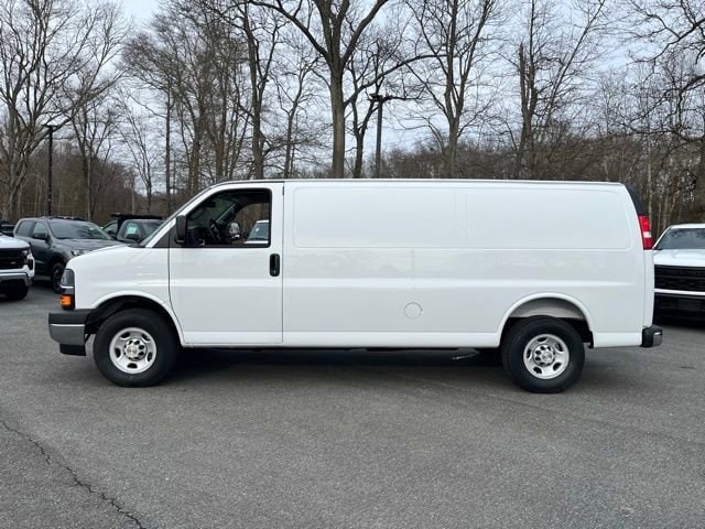 2026 Chevrolet Express Cargo Work Van - Photo 20