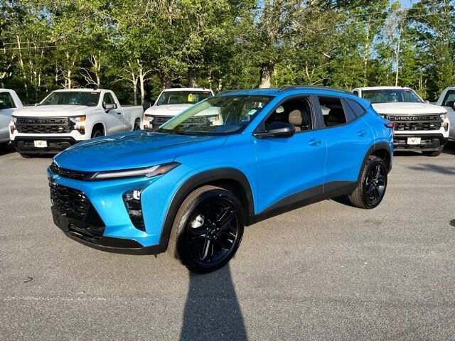 2025 Chevrolet Trax ACTIV photo 2