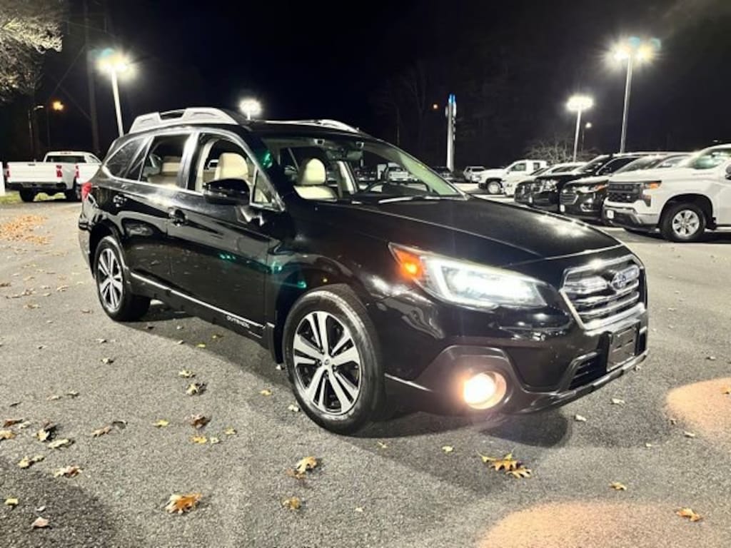 Used 2019 Subaru Outback Limited SUV