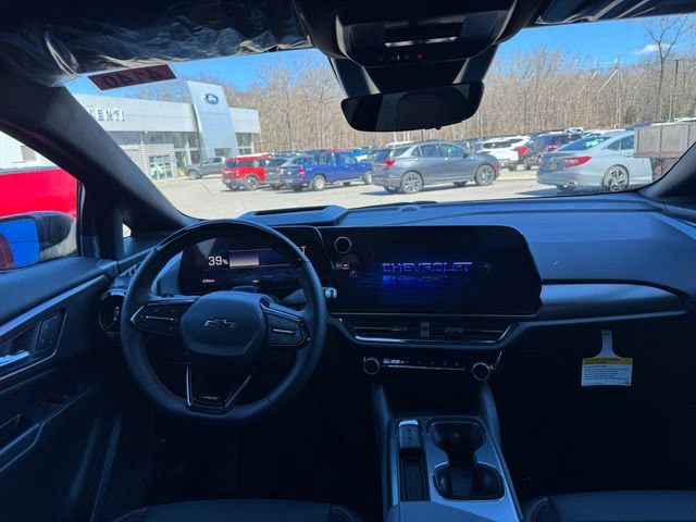 2026 Chevrolet Equinox EV RS - Photo 11
