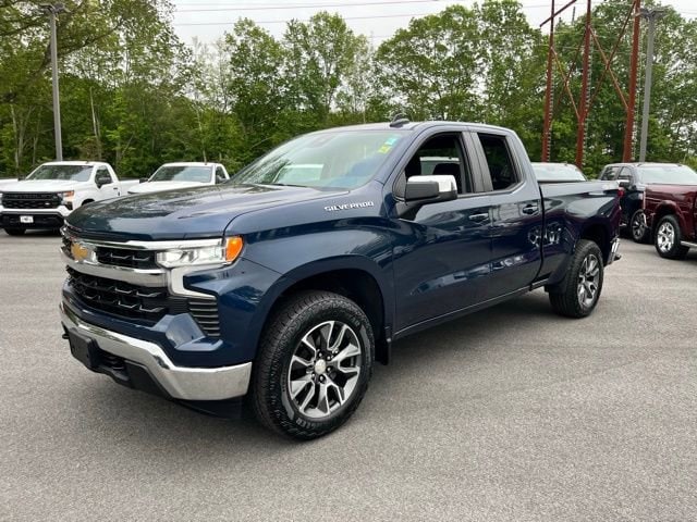 Used 2023 Chevrolet Silverado 1500 LT with VIN 1GCRDKEK3PZ229148 for sale in Mystic, CT