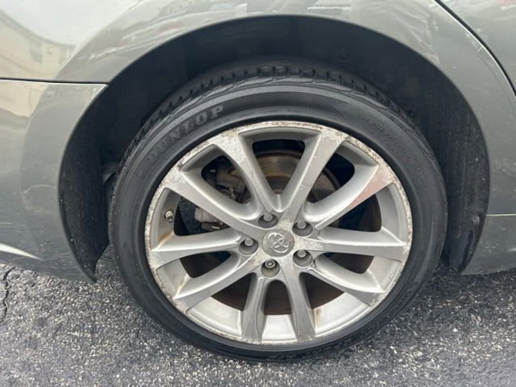 Used 2014 Toyota Avalon Limited Sedan