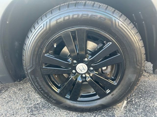 Used 2018 Honda Pilot LX with VIN 5FNYF6H19JB070746 for sale in Stonington, CT