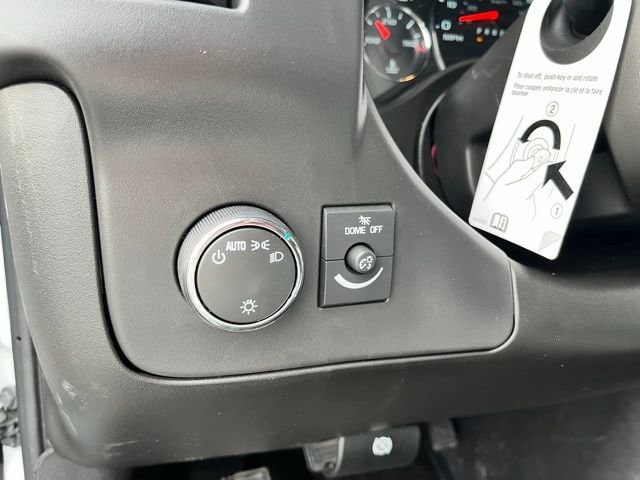 2026 Chevrolet Express Cargo Work Van - Photo 31