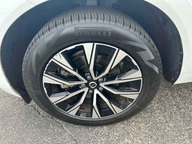 2023 Volvo XC60 Plus - Photo 8