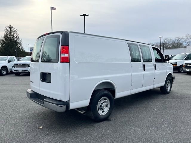 2026 Chevrolet Express Cargo Work Van - Photo 6
