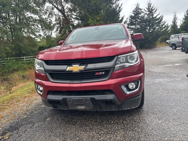 2017 Chevrolet Colorado Z71 photo 2